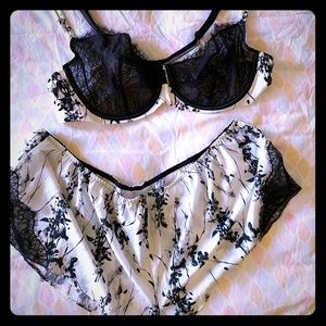 BnW floral panties